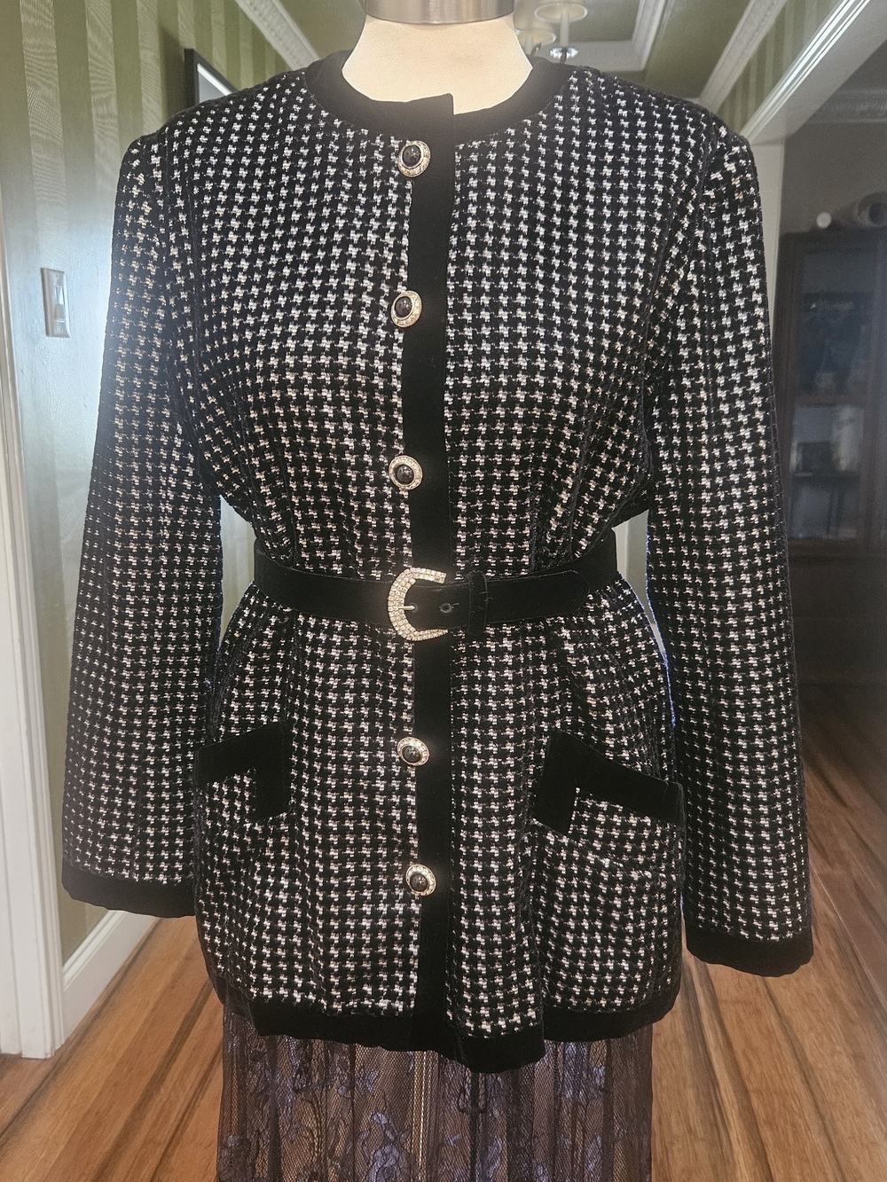 Vintage OSCAR DE LA RENTA Black & White Velvet Houndstooth Belted Jacket 6/8